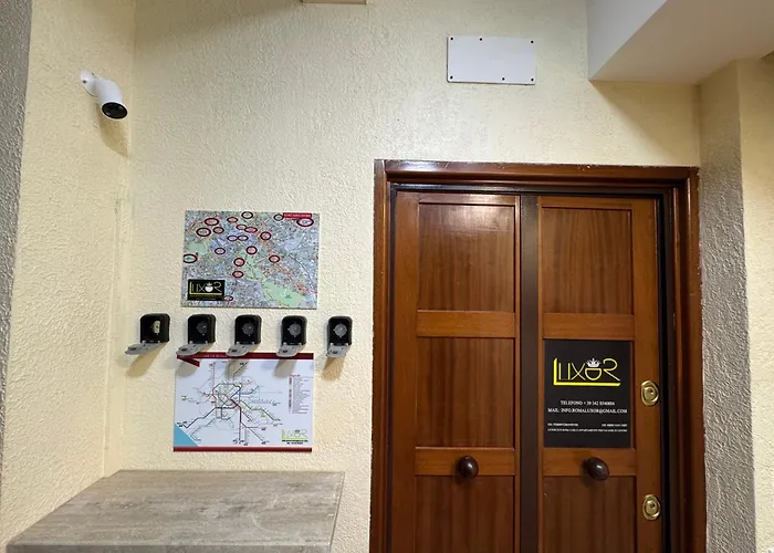Luxor Eco Casa E Per Vacanze In Centro Piazza Bologna, Colosseo, Piazza Di Spagna, Vaticano, San Pietro, Sapienza, Fontana Di Trevi, Piazza Navona, Trastevere, Tiburtina, Termini, Aeroporto Frühstückspension 4*