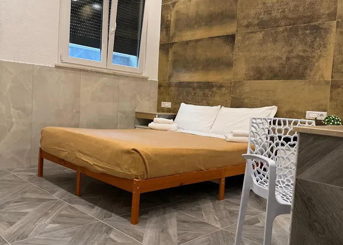 Luxor Eco Casa E Per Vacanze In Centro Piazza Bologna, Colosseo, Piazza Di Spagna, Vaticano, San Pietro, Sapienza, Fontana Di Trevi, Piazza Navona, Trastevere, Tiburtina, Termini, Aeroporto Rom