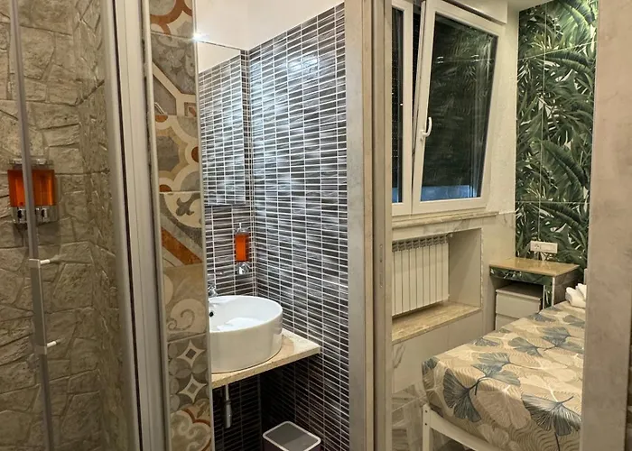 Luxor Eco Casa E Per Vacanze In Centro Piazza Bologna, Colosseo, Piazza Di Spagna, Vaticano, San Pietro, Sapienza, Fontana Di Trevi, Piazza Navona, Trastevere, Tiburtina, Termini, Aeroporto Frühstückspension 4*