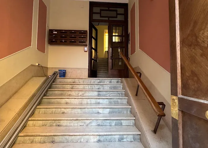Frühstückspension Luxor Eco Casa E Per Vacanze In Centro Piazza Bologna, Colosseo, Piazza Di Spagna, Vaticano, San Pietro, Sapienza, Fontana Di Trevi, Piazza Navona, Trastevere, Tiburtina, Termini, Aeroporto 4*