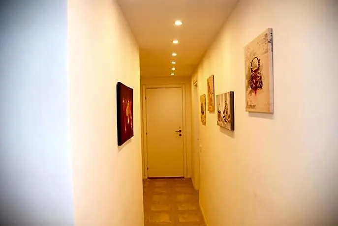 Frühstückspension Luxor Eco Casa E Per Vacanze In Centro Piazza Bologna, Colosseo, Piazza Di Spagna, Vaticano, San Pietro, Sapienza, Fontana Di Trevi, Piazza Navona, Trastevere, Tiburtina, Termini, Aeroporto 4*