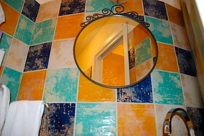 Frühstückspension Luxor Eco Casa E Per Vacanze In Centro Piazza Bologna, Colosseo, Piazza Di Spagna, Vaticano, San Pietro, Sapienza, Fontana Di Trevi, Piazza Navona, Trastevere, Tiburtina, Termini, Aeroporto 4*