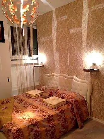 Frühstückspension Luxor Eco Casa E Per Vacanze In Centro Piazza Bologna, Colosseo, Piazza Di Spagna, Vaticano, San Pietro, Sapienza, Fontana Di Trevi, Piazza Navona, Trastevere, Tiburtina, Termini, Aeroporto Rom