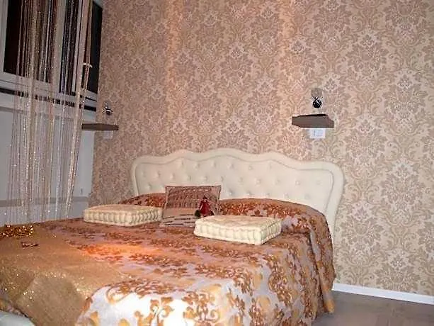 Luxor Eco Casa E Per Vacanze In Centro Piazza Bologna, Colosseo, Piazza Di Spagna, Vaticano, San Pietro, Sapienza, Fontana Di Trevi, Piazza Navona, Trastevere, Tiburtina, Termini, Aeroporto