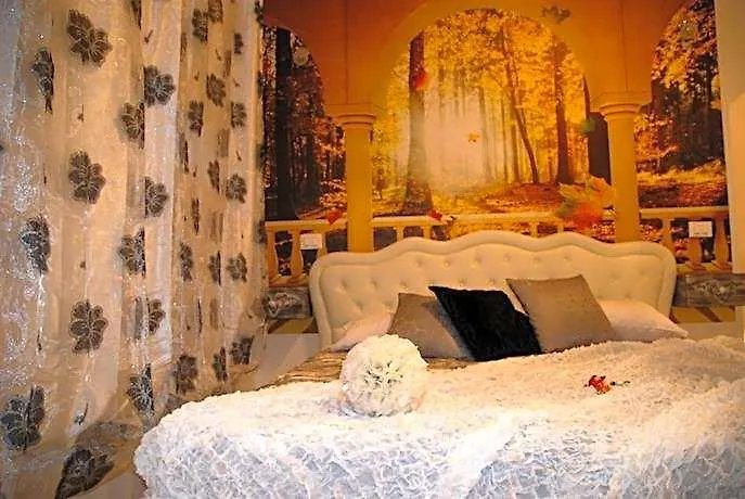 Frühstückspension Luxor Eco Casa E Per Vacanze In Centro Piazza Bologna, Colosseo, Piazza Di Spagna, Vaticano, San Pietro, Sapienza, Fontana Di Trevi, Piazza Navona, Trastevere, Tiburtina, Termini, Aeroporto 4*